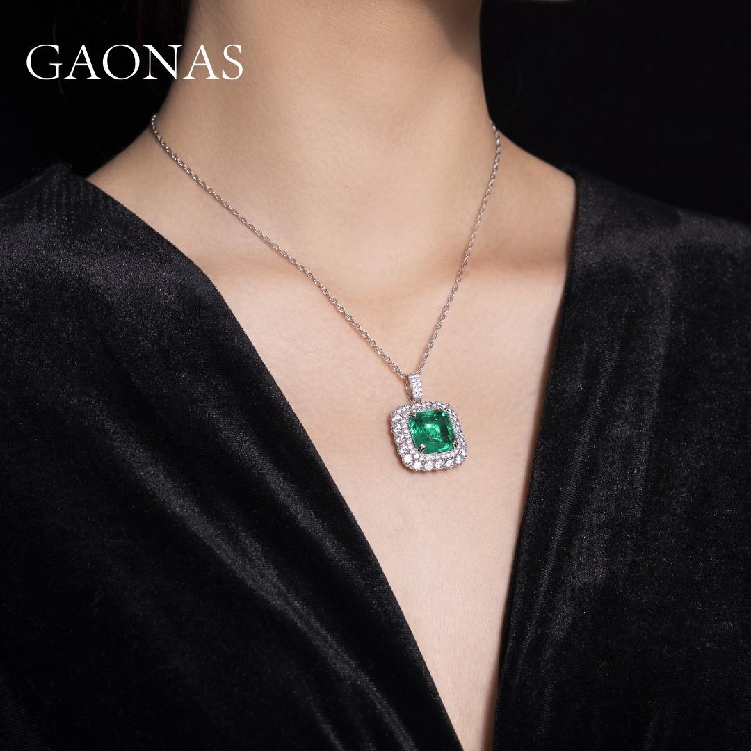 GAONAS Emerald necklace Cubic Zirconia S925 Silver Artificial woman unisex fashion luxurious jewelry Green rich creative gifts 2025 NEW GD043600